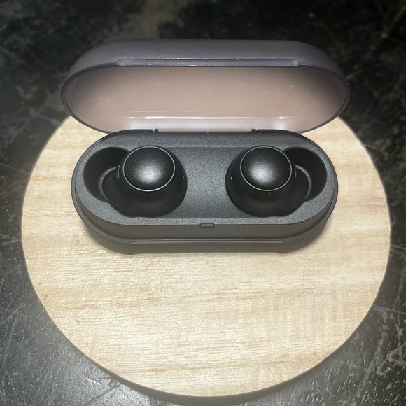 Sony WF-C500 truly wireless in ear earbuds - Picture 2 of 3